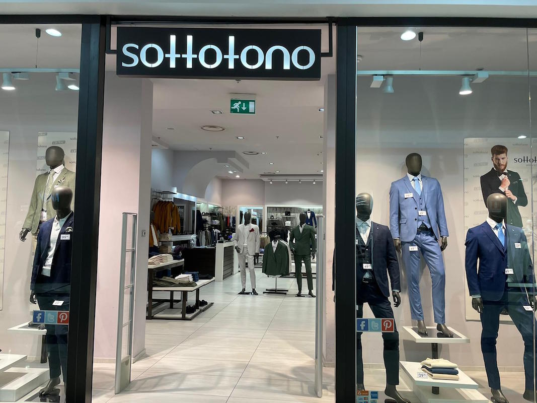 Sottotono abbigliamento shop